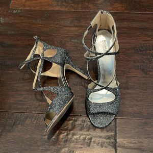 Gently Loved Classy Silver Michael Kors Strappy Heels
